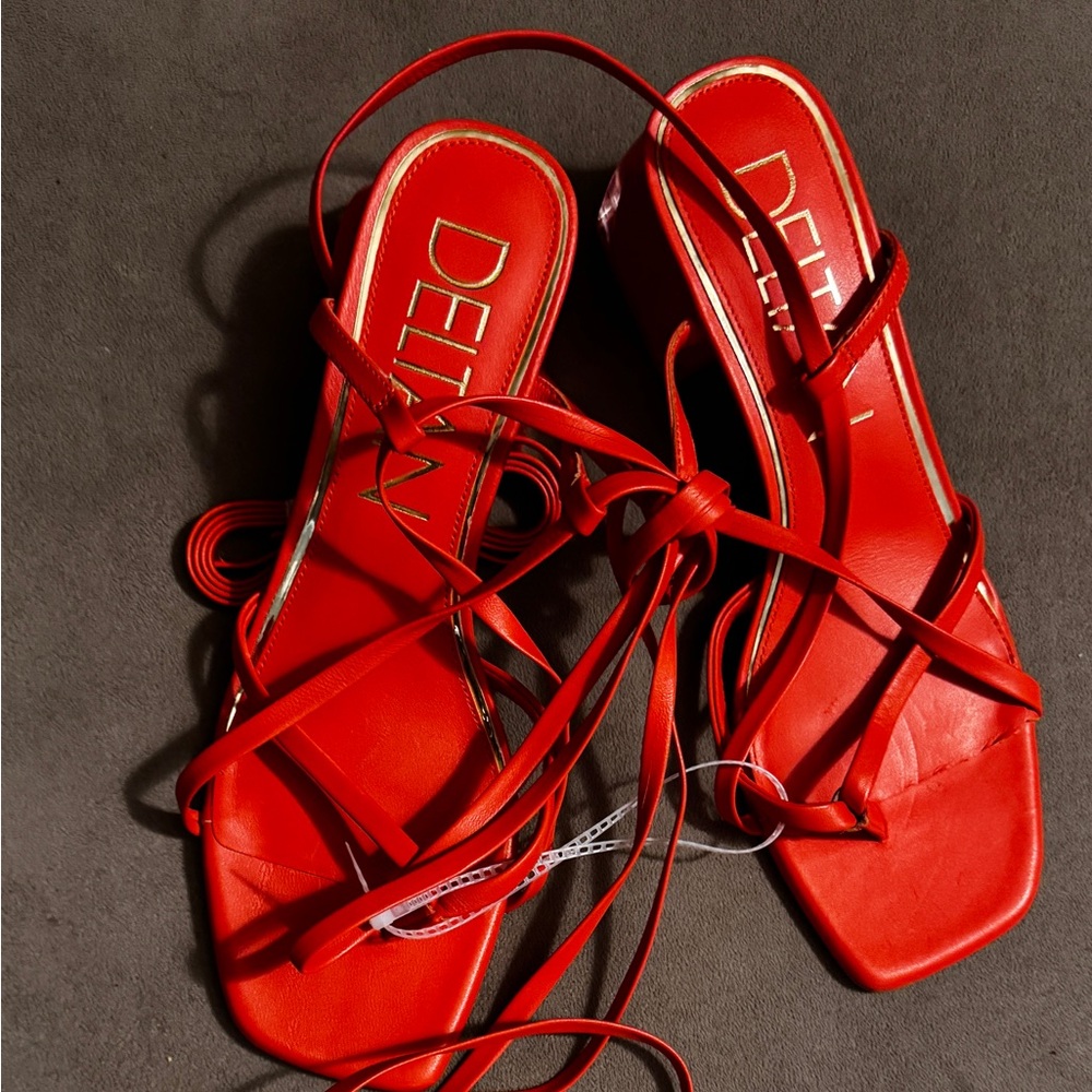 Deltan- Fawn Ankle Wrap Strappy Block Heel Thong Sandal-Manderin Red- NWOT sz 8